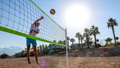 Erciyes'te Plaj Voleybolu Heyecanı!